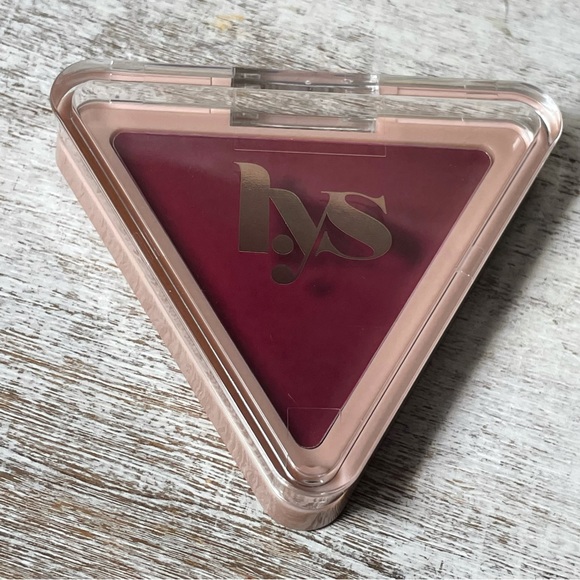 LYS Beauty Higer Standard Stain Matte Cream Blush UNIQUE - Picture 3 of 4